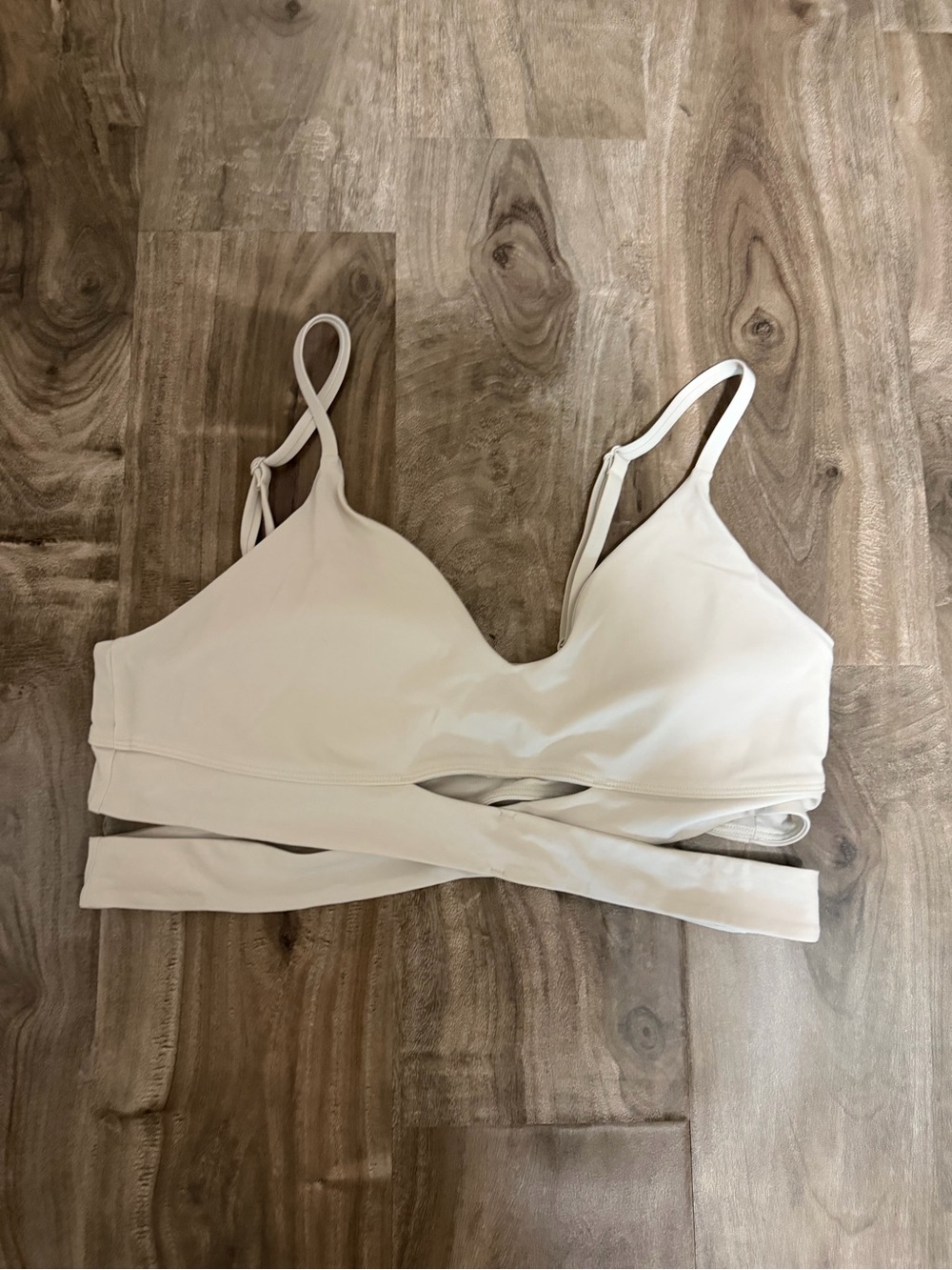 NWOT lululemon Softy Suedey Wrap-Front Bra White Size 10 B/C